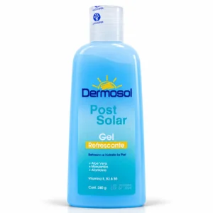 Frasco azul de Gel Refrescante Post Solar Dermosol de 240 g, con tapa transparente y etiqueta que destaca aloe vera, manzanilla, alantoína y vitaminas E, B3 y B5.